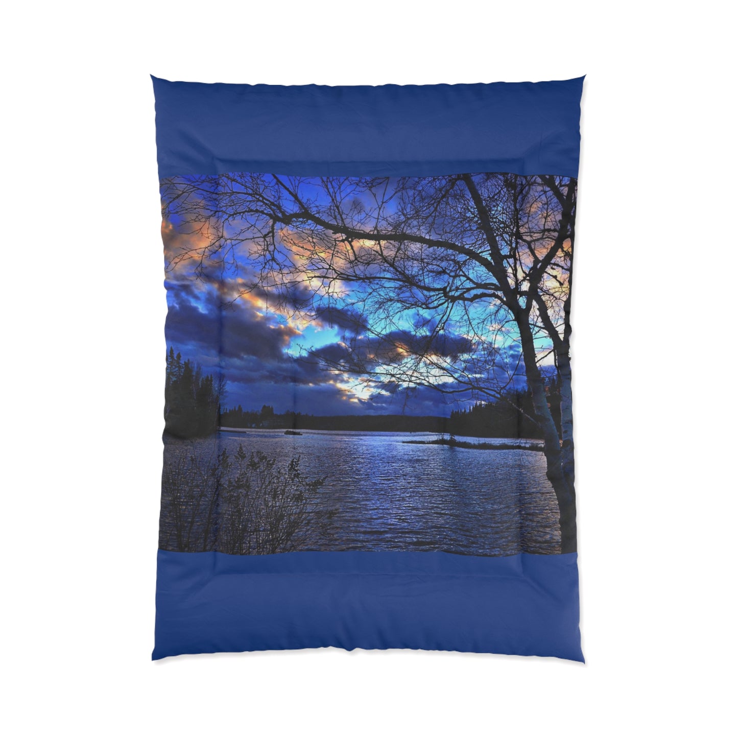 Setting sun Comforter